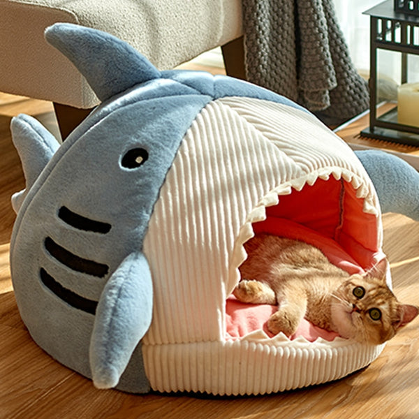 Cama e Toquinha para Gatos em formato de Tubarão